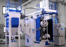 汽車(chē)輪轂應(yīng)該選擇吊鉤式拋丸機(jī)